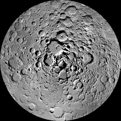 Le pole nord de la Lune vu par la sonde Clementine